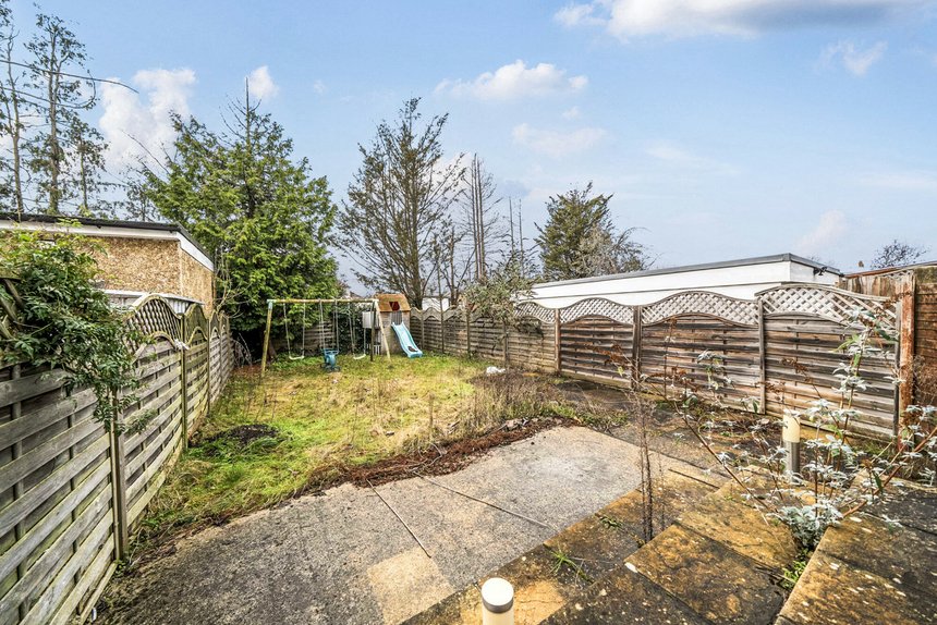 for sale eastcote lane london 42116 - Gibbs Gillespie