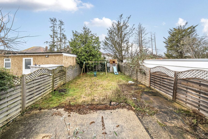 for sale eastcote lane london 42116 - Gibbs Gillespie