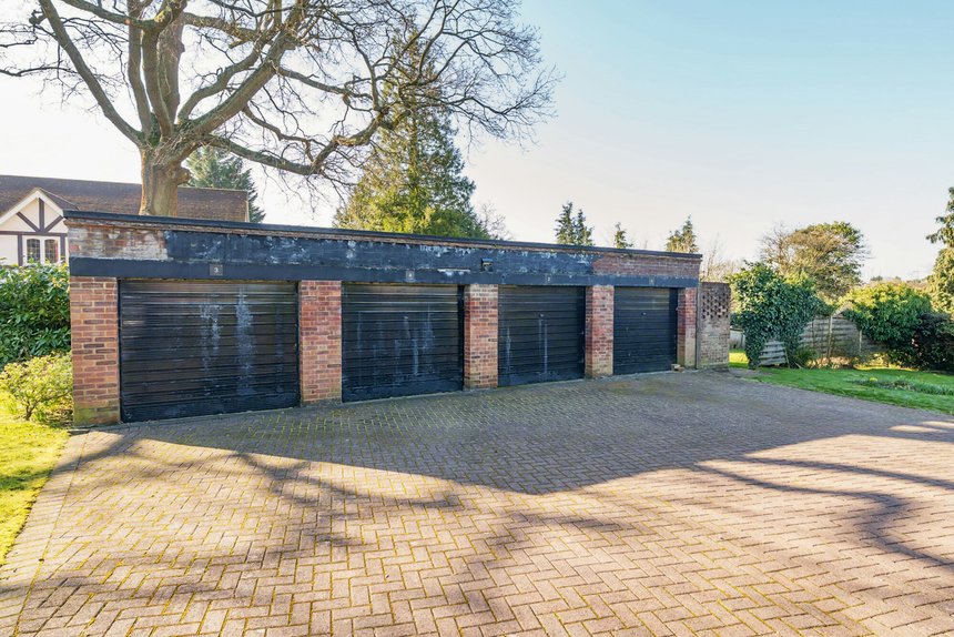 for sale eastbury avenue london 42200 - Gibbs Gillespie