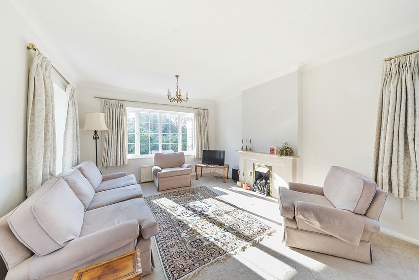 for sale eastbury avenue london 42200 - Gibbs Gillespie