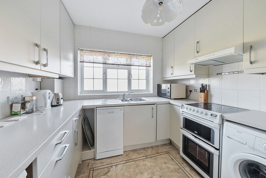 for sale eastbury avenue london 42200 - Gibbs Gillespie