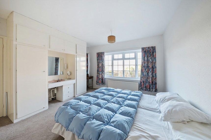 for sale eastbury avenue london 42200 - Gibbs Gillespie