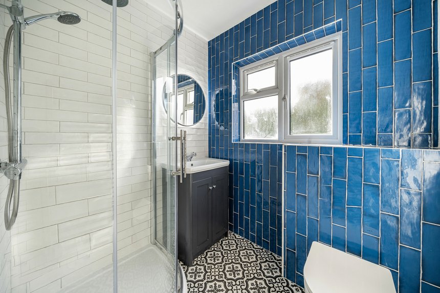for sale morten gardens london 42304 - Gibbs Gillespie