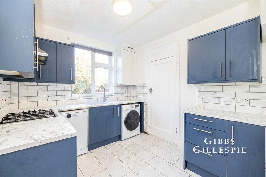 to let beaulieu drive london 42336 - Gibbs Gillespie