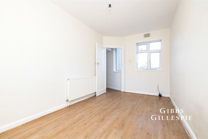 to let beaulieu drive london 42336 - Gibbs Gillespie