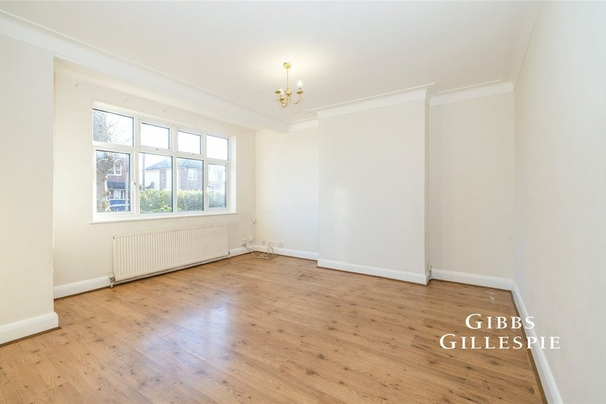 to let beaulieu drive london 42336 - Gibbs Gillespie