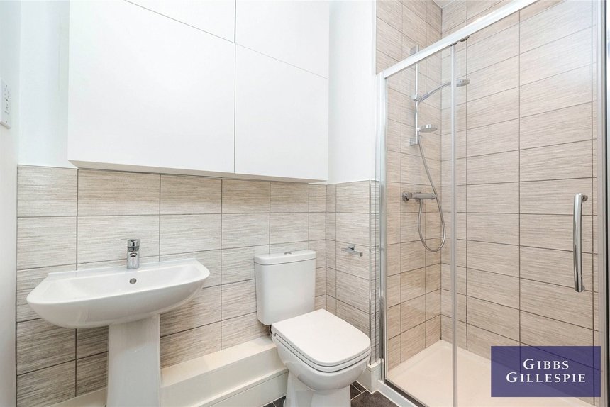 let gladiator house london 42344 - Gibbs Gillespie