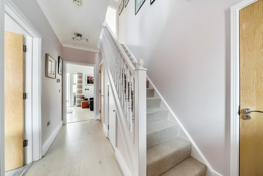 sold fauna close london 42362 - Gibbs Gillespie