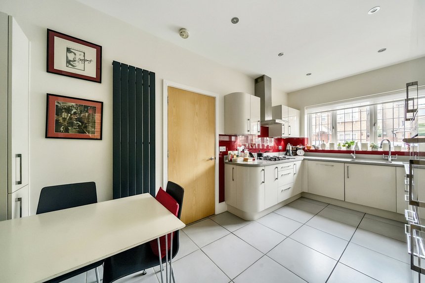 sold fauna close london 42362 - Gibbs Gillespie