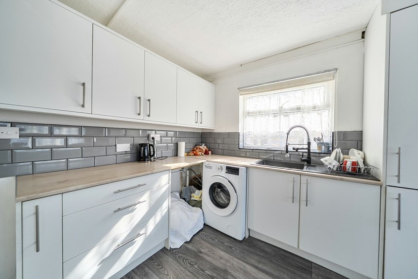 for sale nicholls avenue london 424 - Gibbs Gillespie