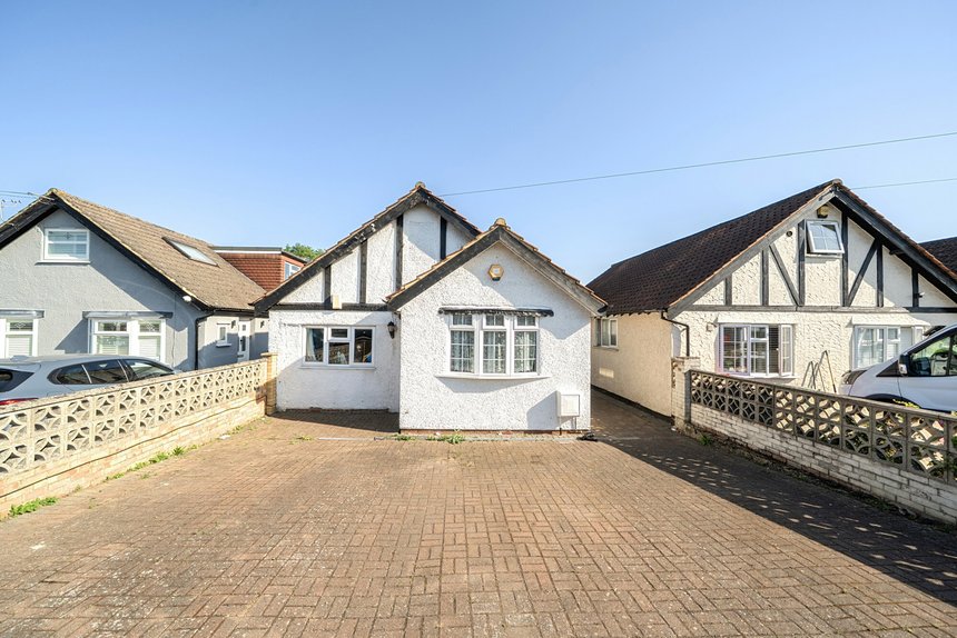 for sale nicholls avenue london 424 - Gibbs Gillespie