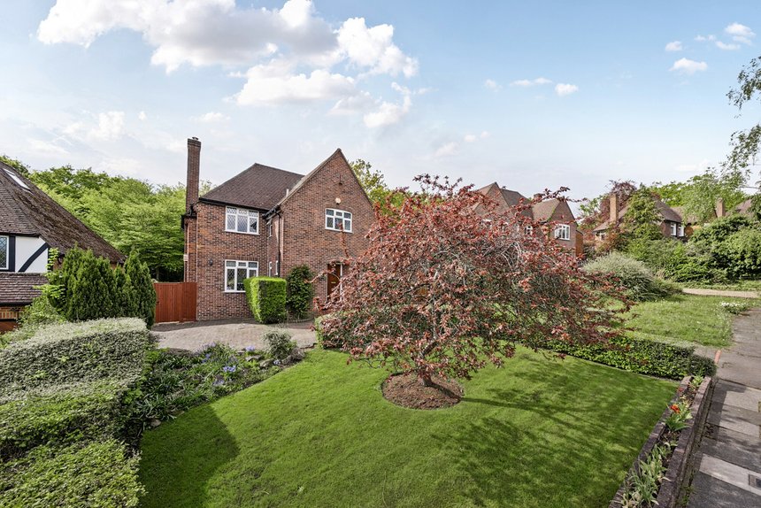 for sale copse wood way london 42507 - Gibbs Gillespie