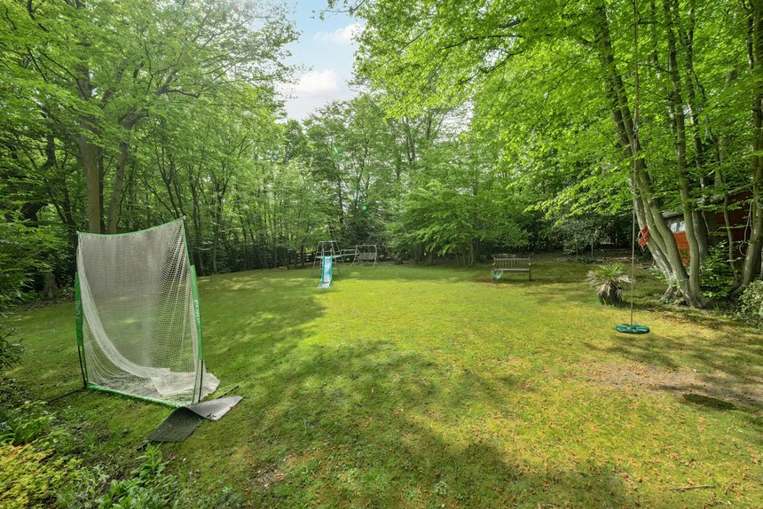 for sale copse wood way london 42507 - Gibbs Gillespie