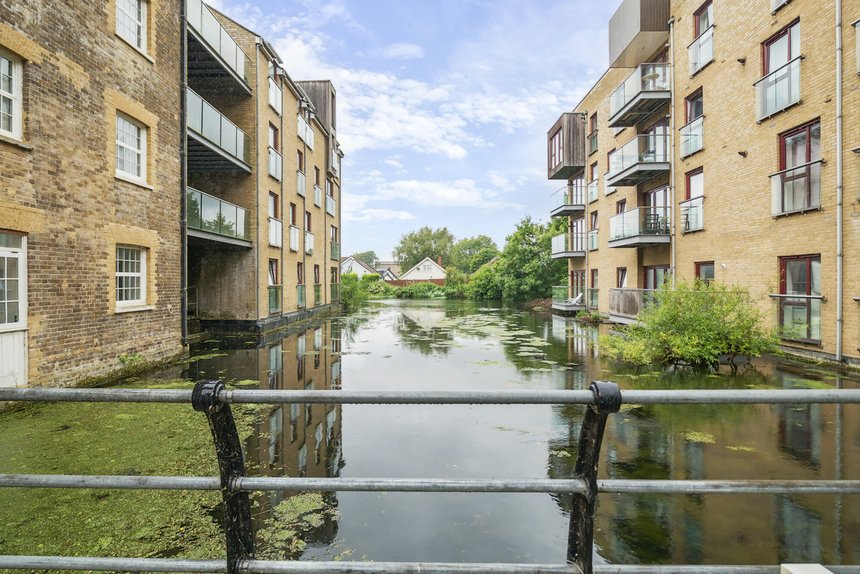 for sale kings mill way london 42577 - Gibbs Gillespie