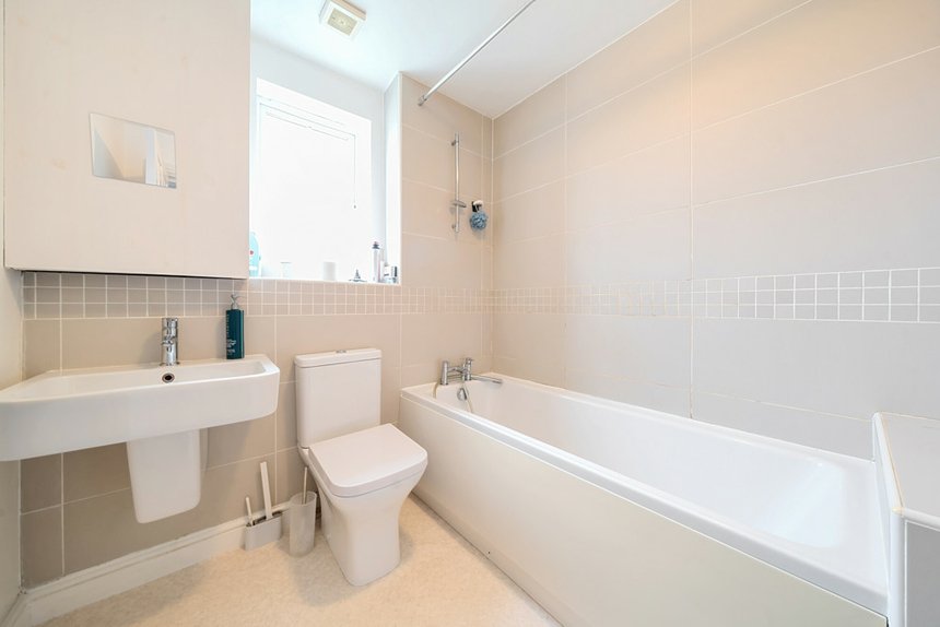 for sale hubbards close london 42693 - Gibbs Gillespie