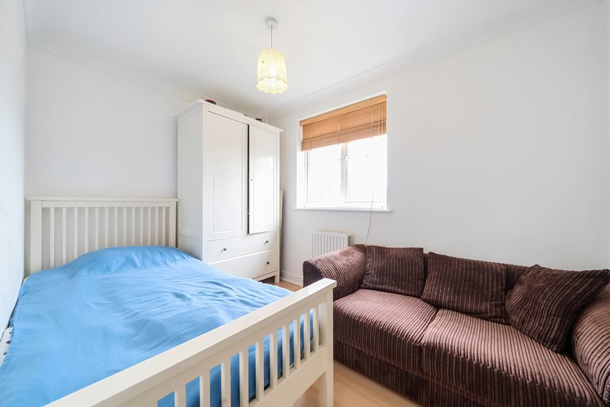 for sale hubbards close london 42693 - Gibbs Gillespie