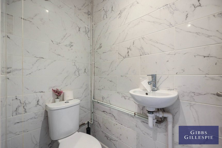 let frays waye london 42704 - Gibbs Gillespie