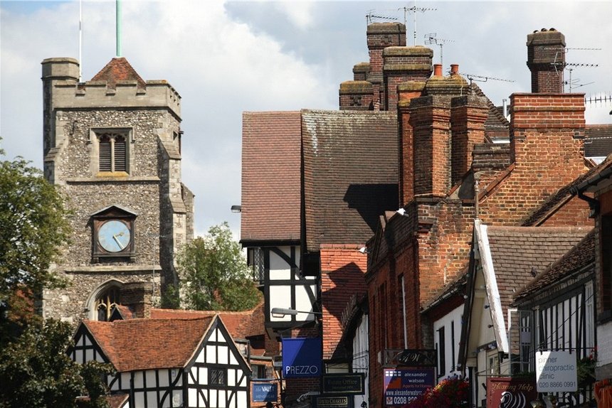 3 bedroom Flat/Apartment for sale in West End Lane, Pinner, London, HA5