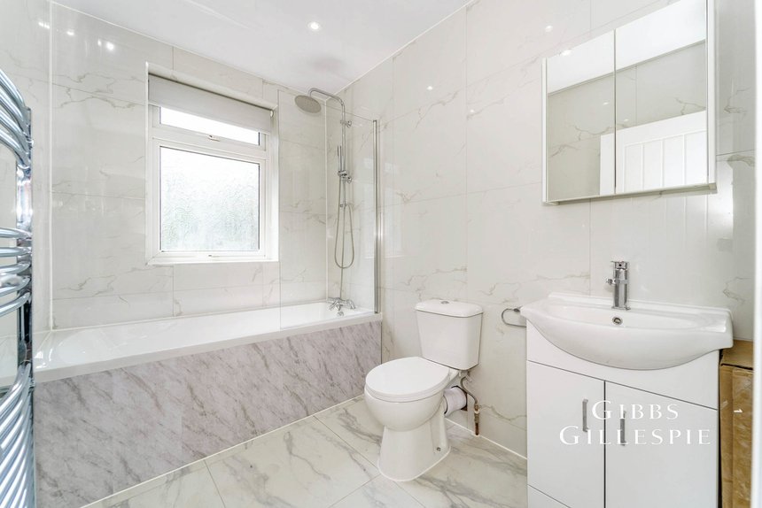 let brooke avenue london 42927 - Gibbs Gillespie