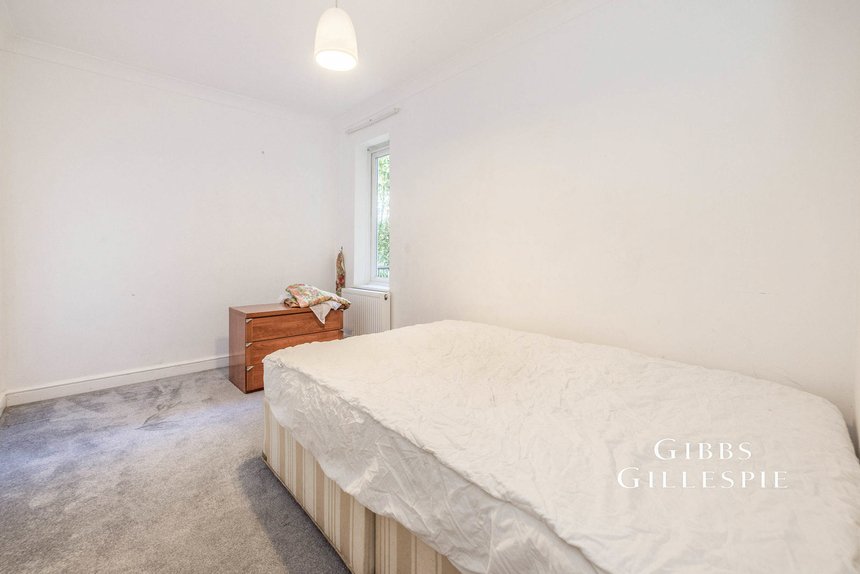 to let eastbury avenue london 42976 - Gibbs Gillespie