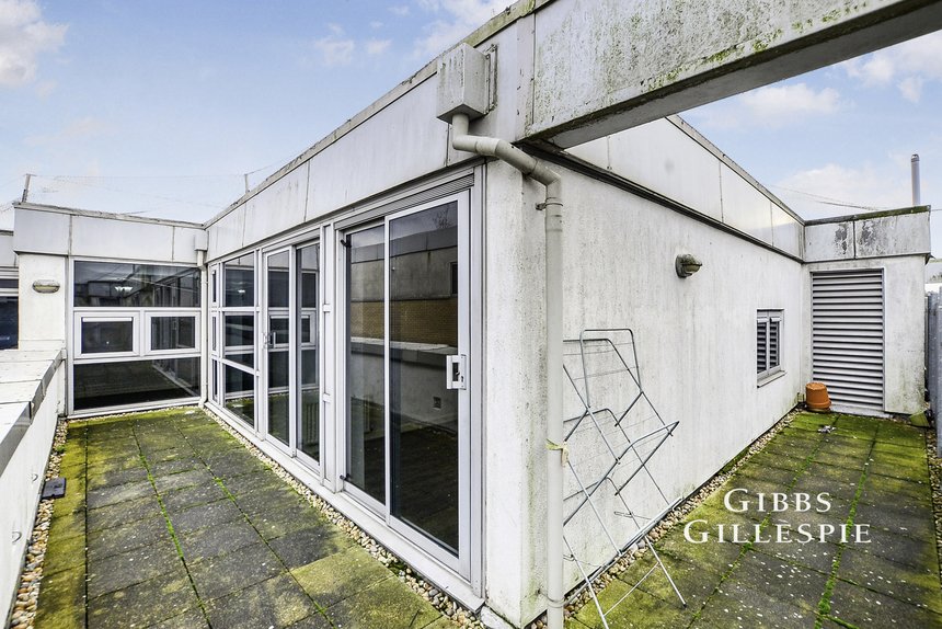 let headstone road london 43069 - Gibbs Gillespie