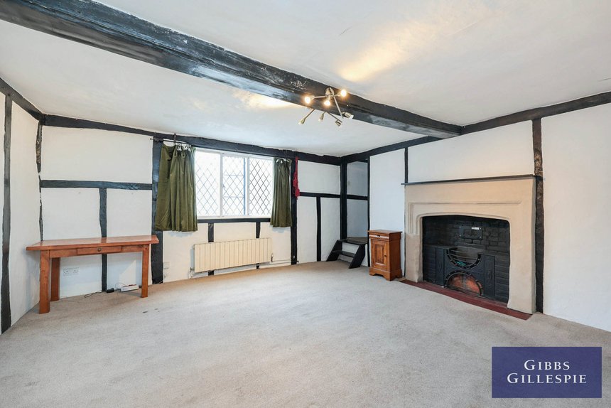 to let high street london 43157 - Gibbs Gillespie