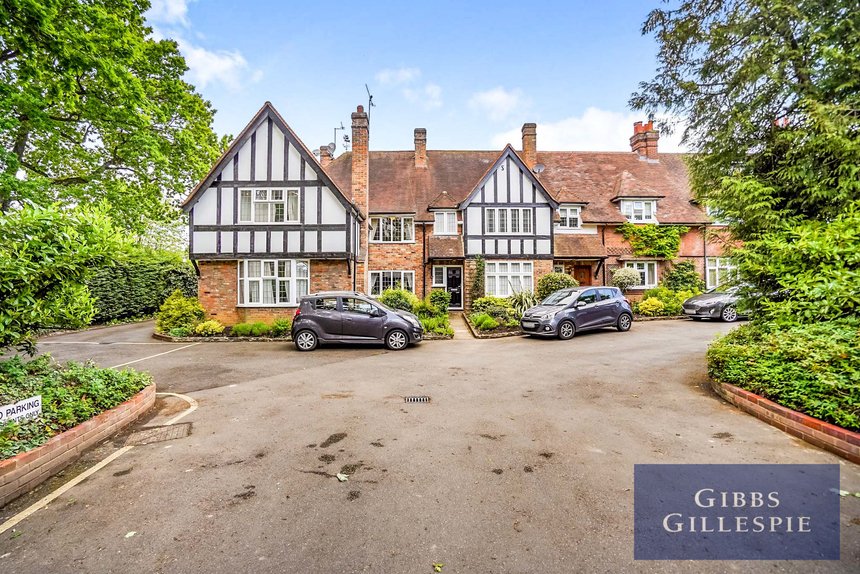 let wayside court london 43162 - Gibbs Gillespie