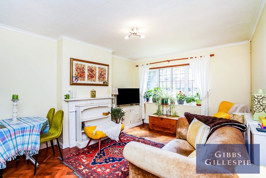 let wayside court london 43162 - Gibbs Gillespie