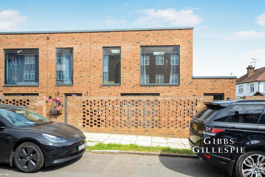 let ennerdale gardens london 43425 - Gibbs Gillespie