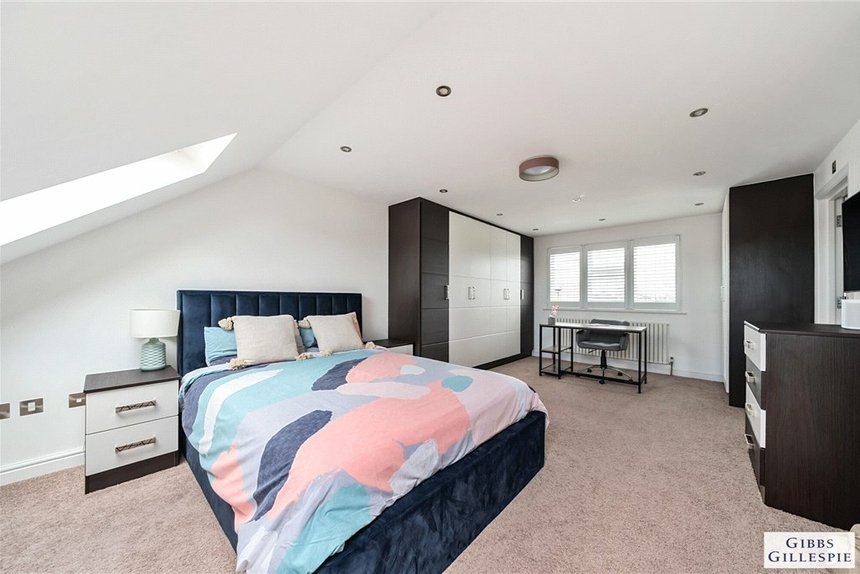 for sale pinner park avenue london 43487 - Gibbs Gillespie