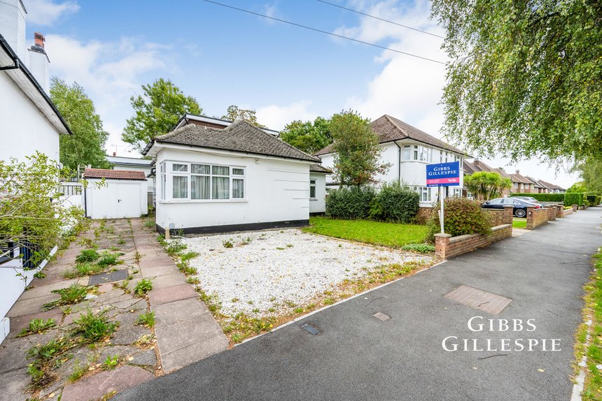 let st. thomas drive london 43616 - Gibbs Gillespie