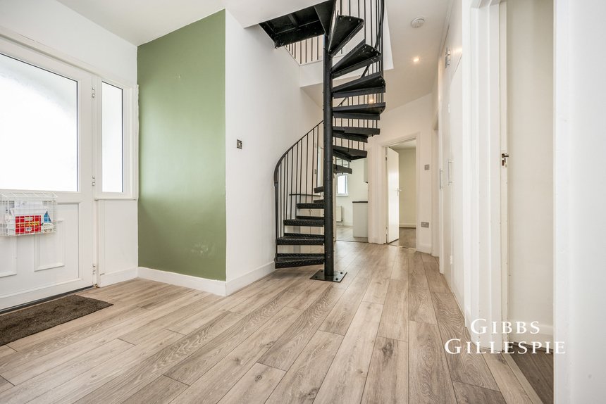 let st. thomas drive london 43616 - Gibbs Gillespie