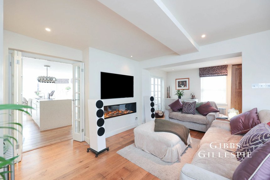 let queens head cottages london 43674 - Gibbs Gillespie