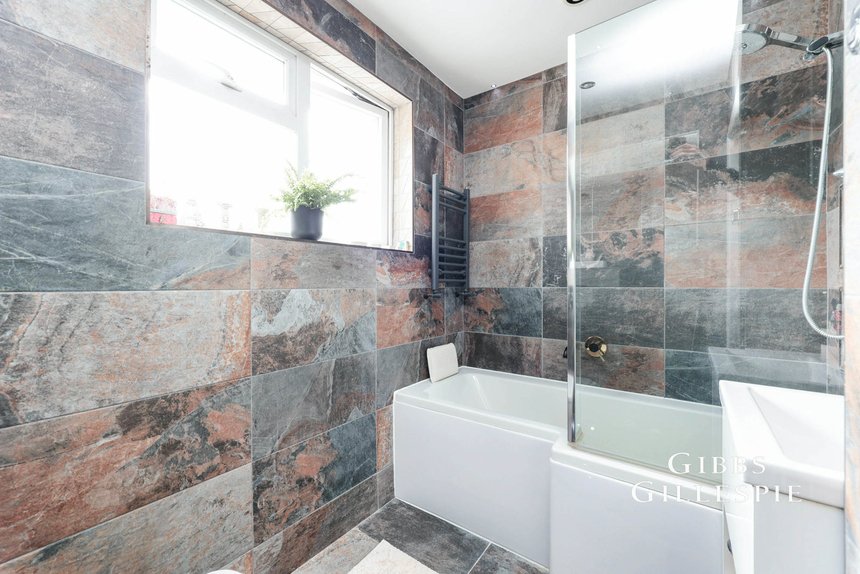 let queens head cottages london 43674 - Gibbs Gillespie