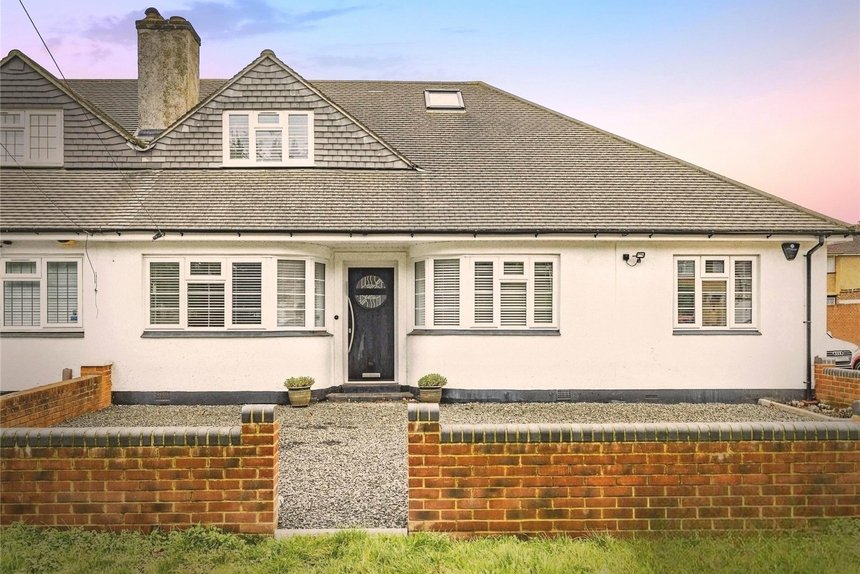 to let marsh lane london 43783 - Gibbs Gillespie