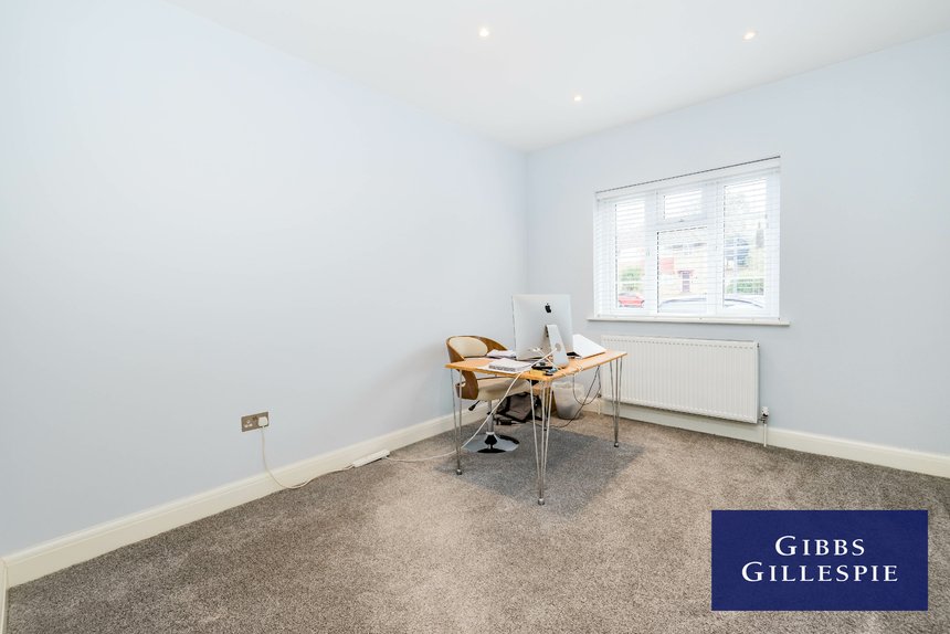 to let marsh lane london 43783 - Gibbs Gillespie