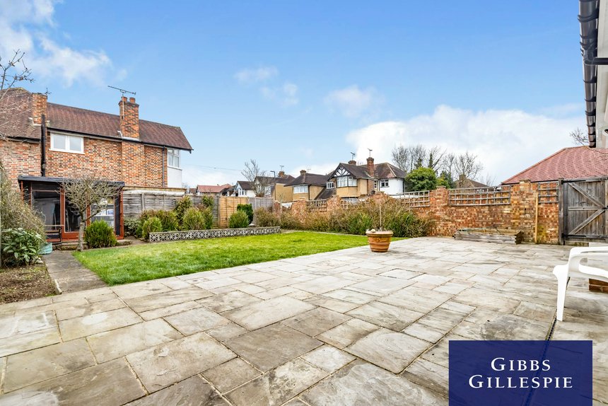 to let marsh lane london 43783 - Gibbs Gillespie