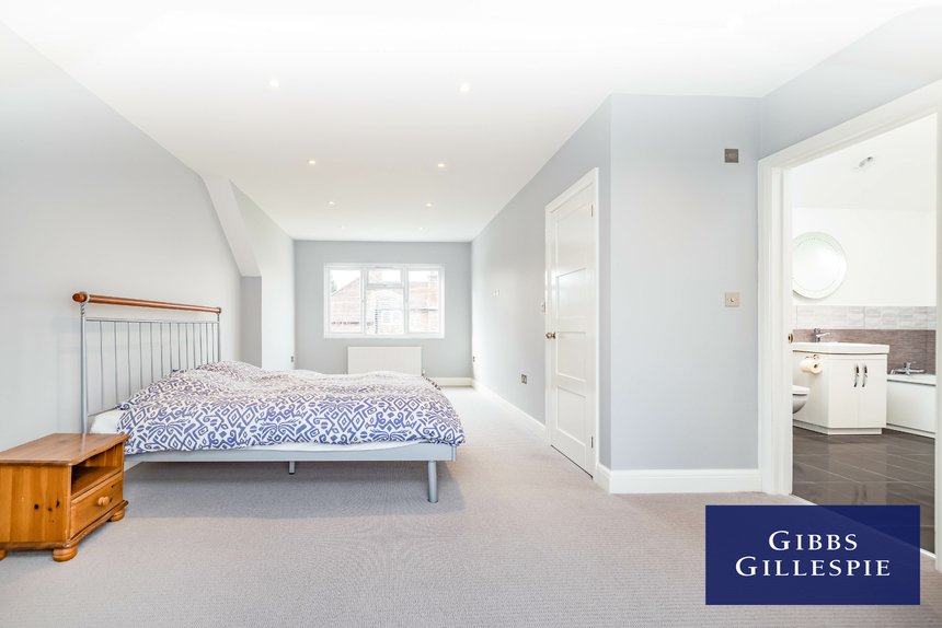 to let marsh lane london 43783 - Gibbs Gillespie
