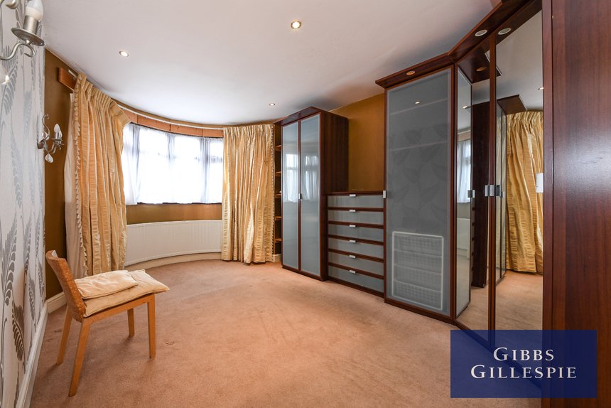 let norwood drive london 43819 - Gibbs Gillespie