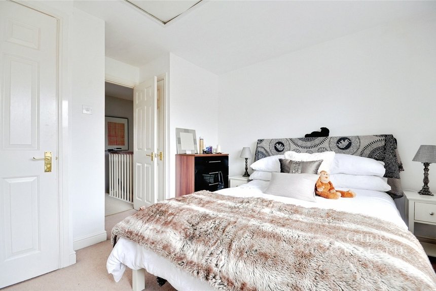 let longman close london 43980 - Gibbs Gillespie