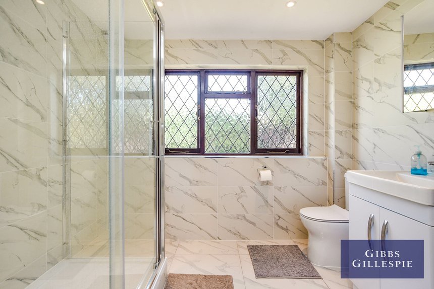 let the drive london 43999 - Gibbs Gillespie