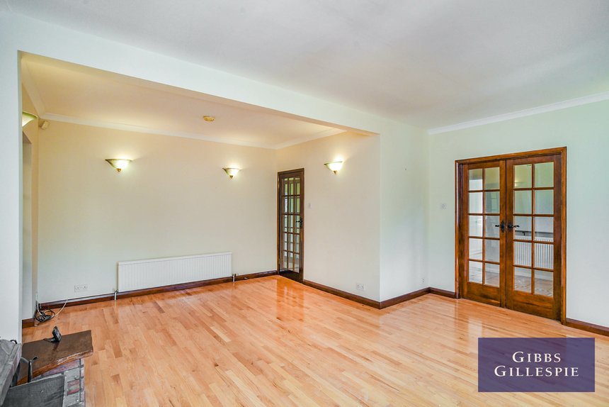 let the drive london 43999 - Gibbs Gillespie