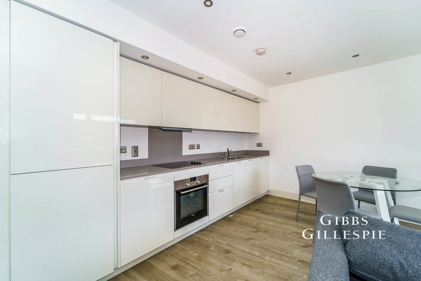 let lyon road london 44015 - Gibbs Gillespie