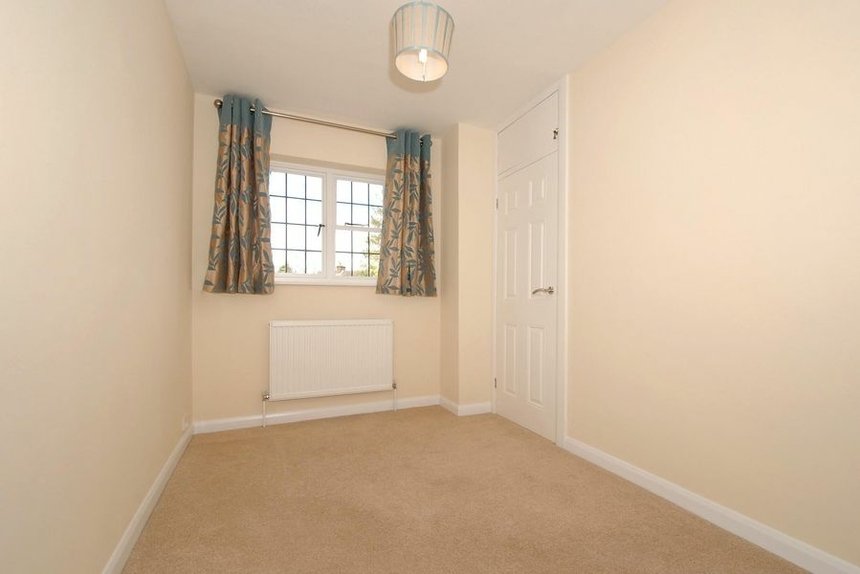 let agreed firs court london 44032 - Gibbs Gillespie