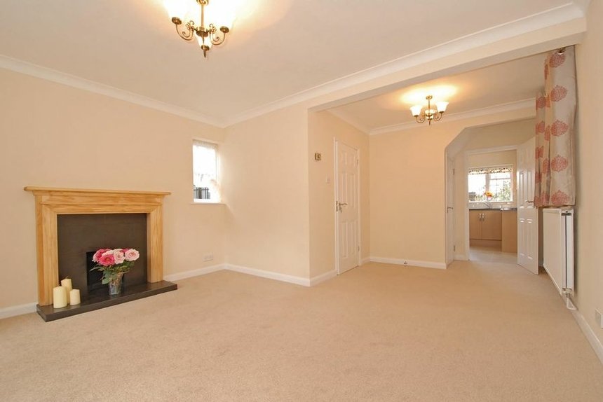 let agreed firs court london 44032 - Gibbs Gillespie