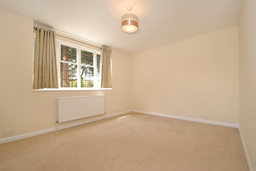 let agreed firs court london 44032 - Gibbs Gillespie