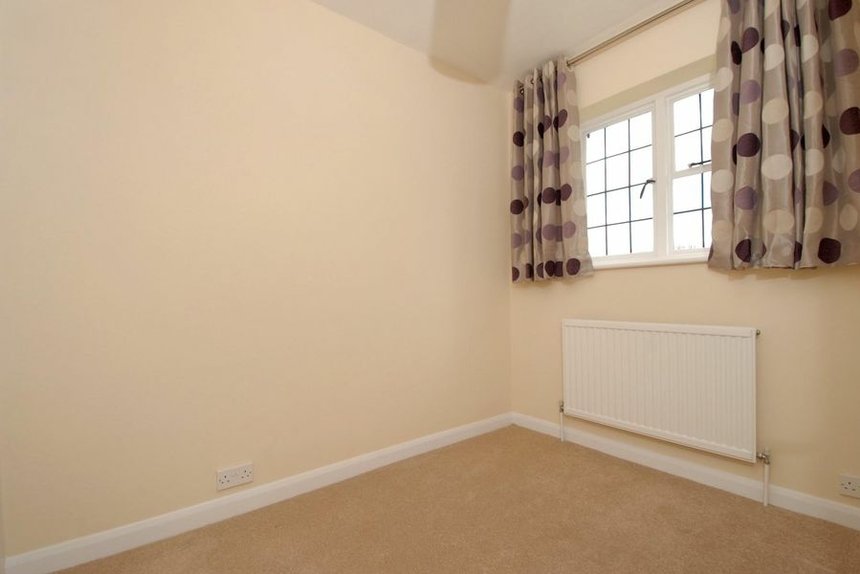 let agreed firs court london 44032 - Gibbs Gillespie