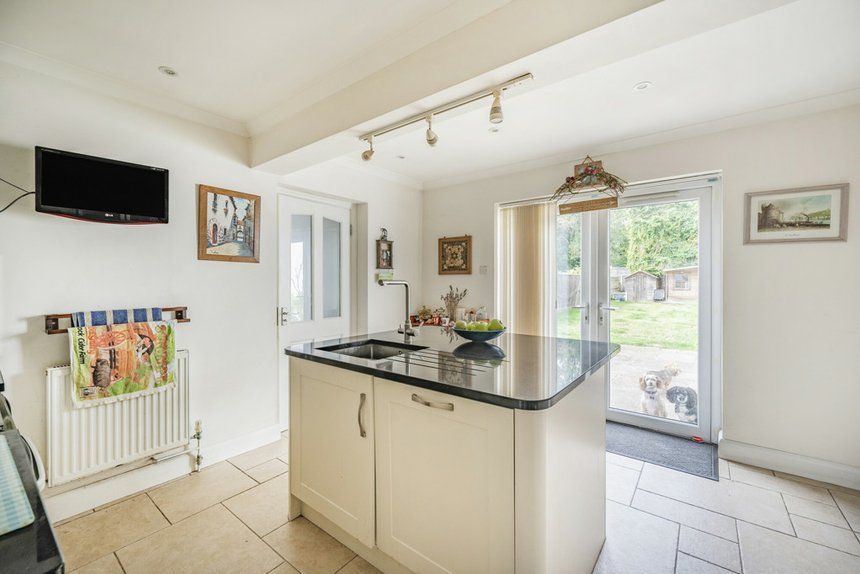 for sale hedgerley hill london 44036 - Gibbs Gillespie