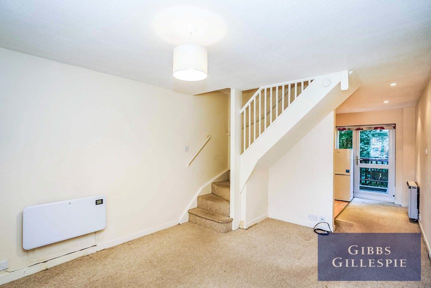 available flat 8 london 44230 - Gibbs Gillespie