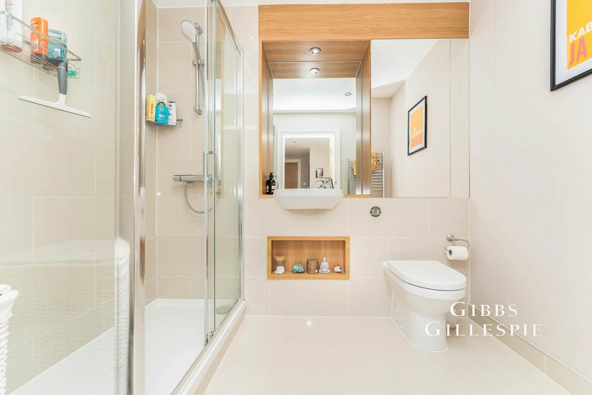 let elliott avenue london 44355 - Gibbs Gillespie